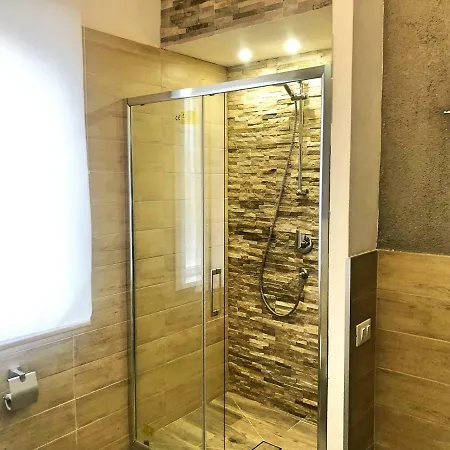 Casa Nel Cuore Di كاستيلاّماري ديل غو